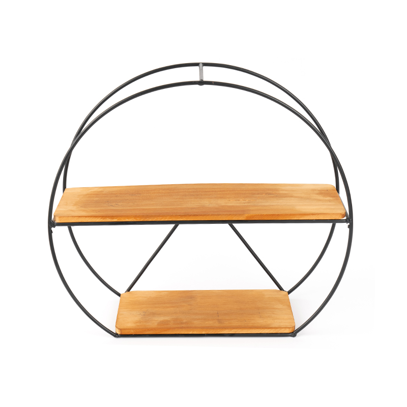 ชั้นวางติดผนังสีทองและตะกร้าเก็บของแบบแขวนสำหรับห้องครัว